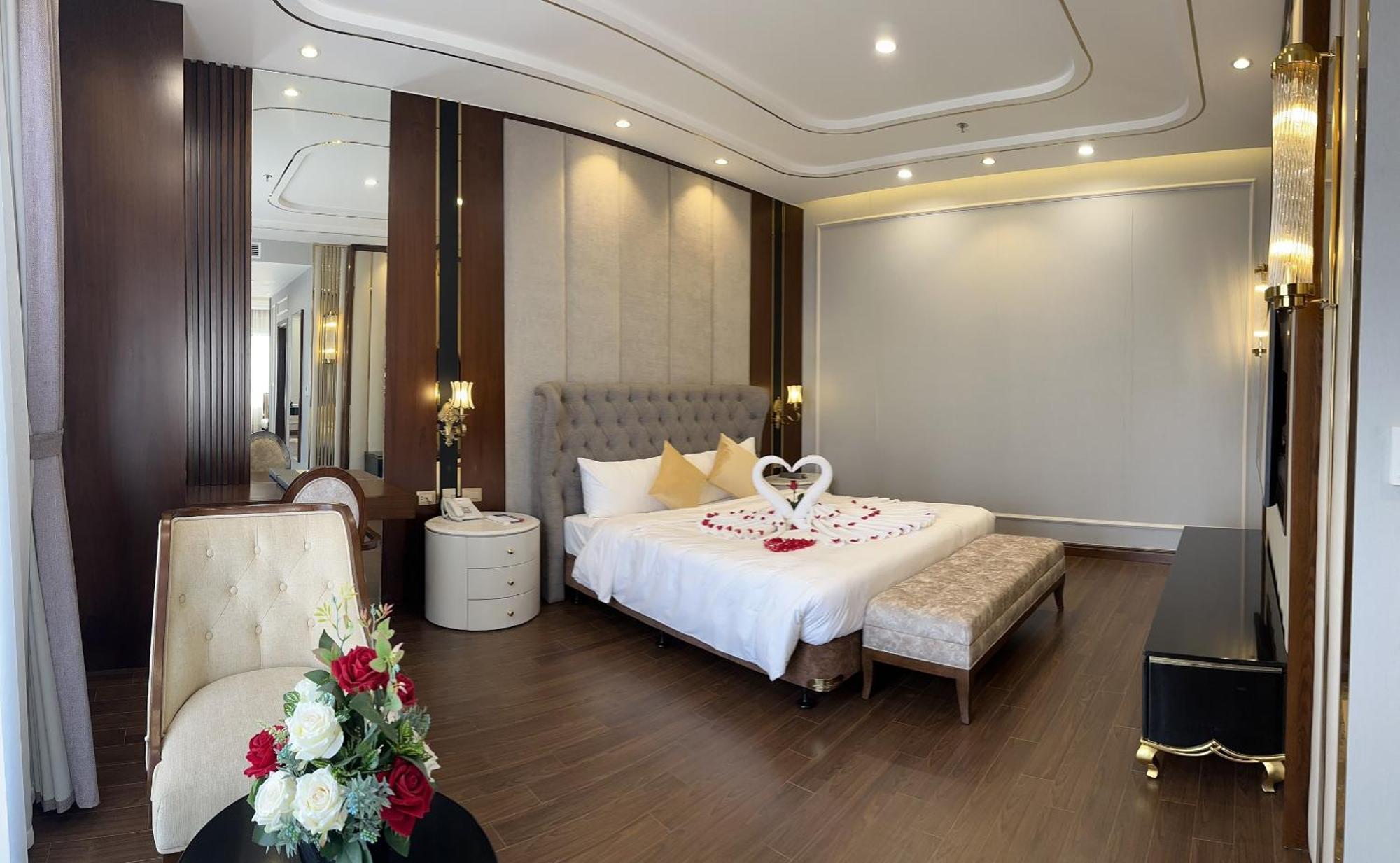 Kinh Bac Palace Hotel Bắc Ninh Esterno foto