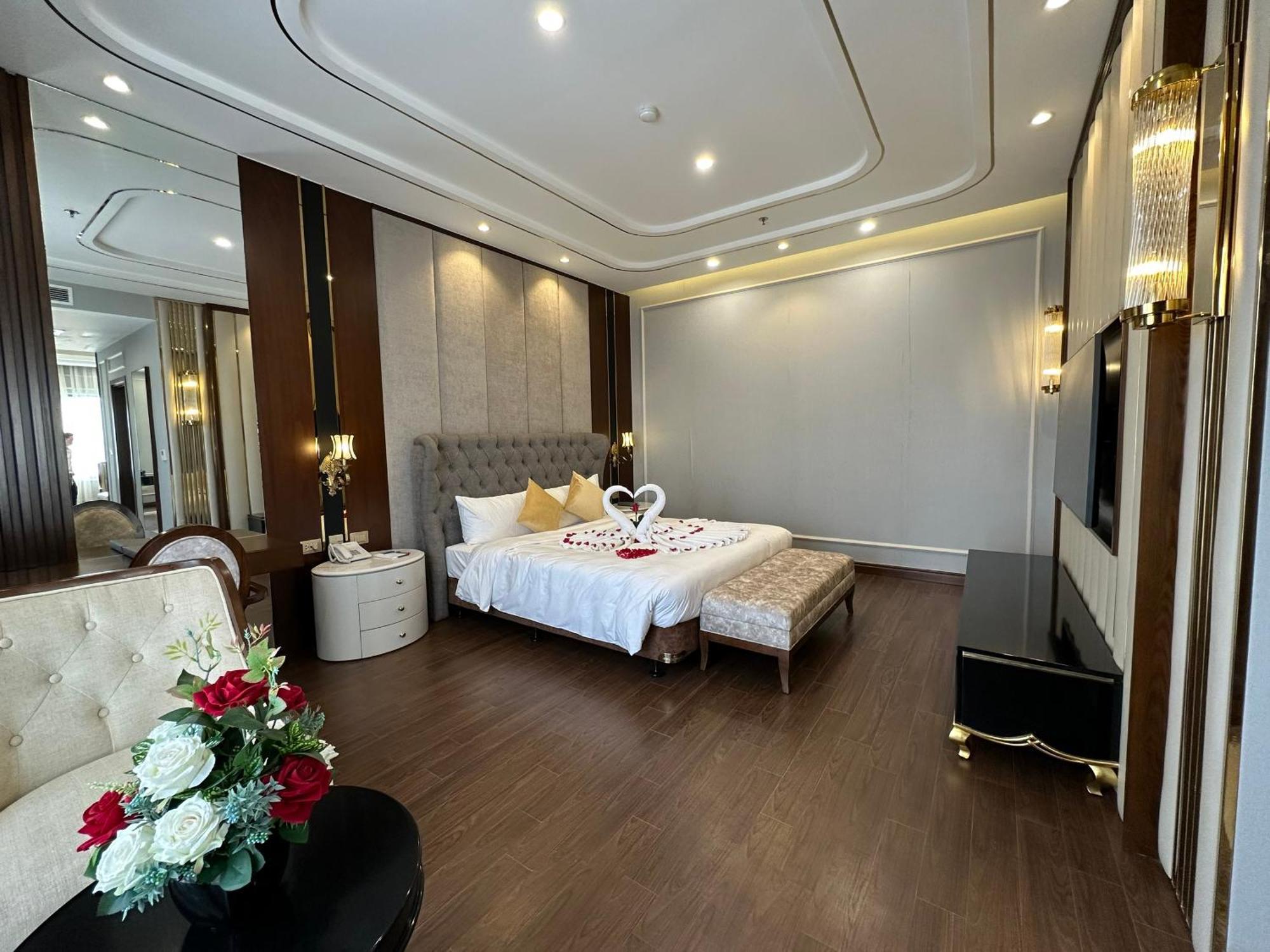 Kinh Bac Palace Hotel Bắc Ninh Esterno foto