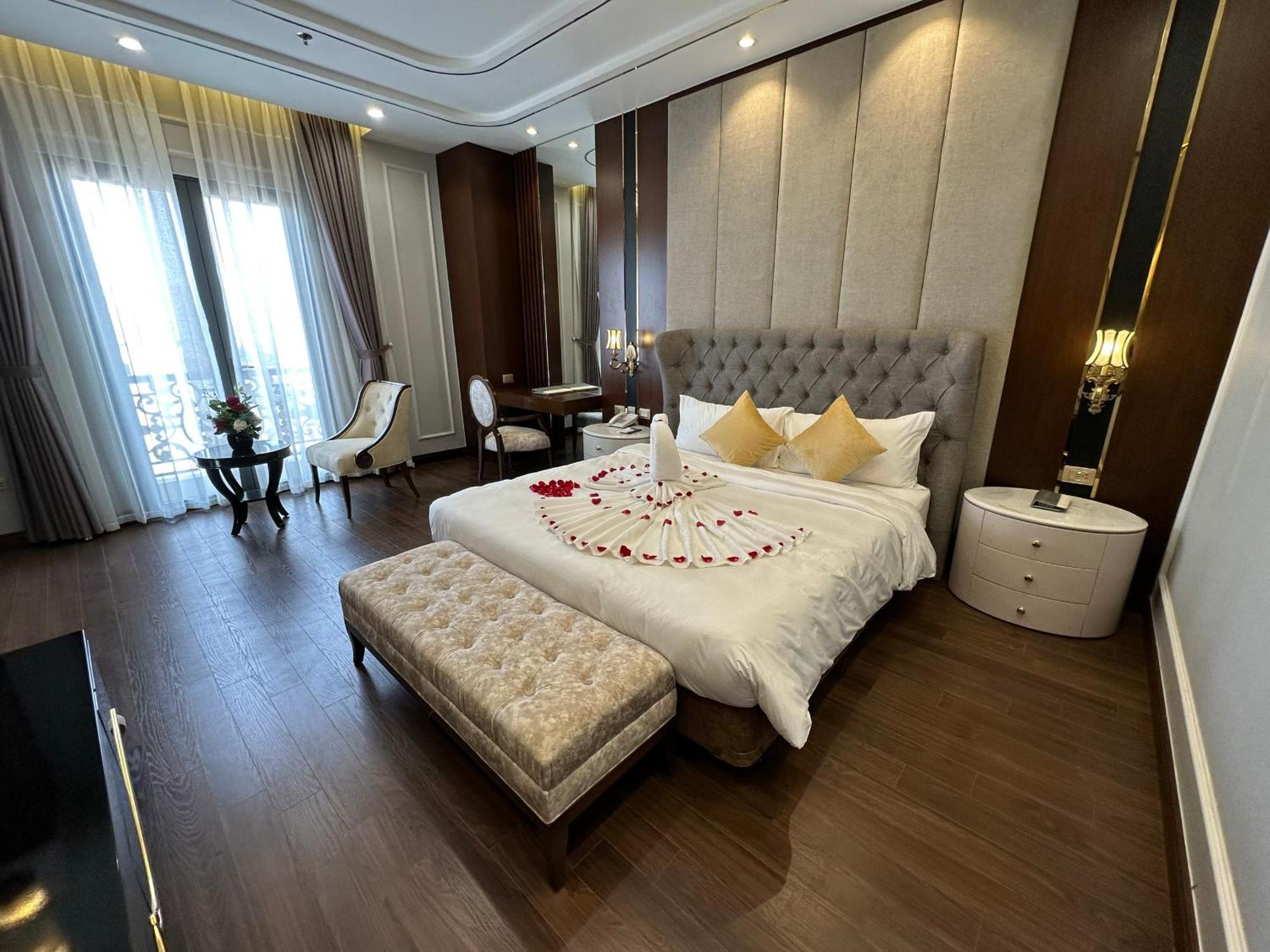 Kinh Bac Palace Hotel Bắc Ninh Esterno foto
